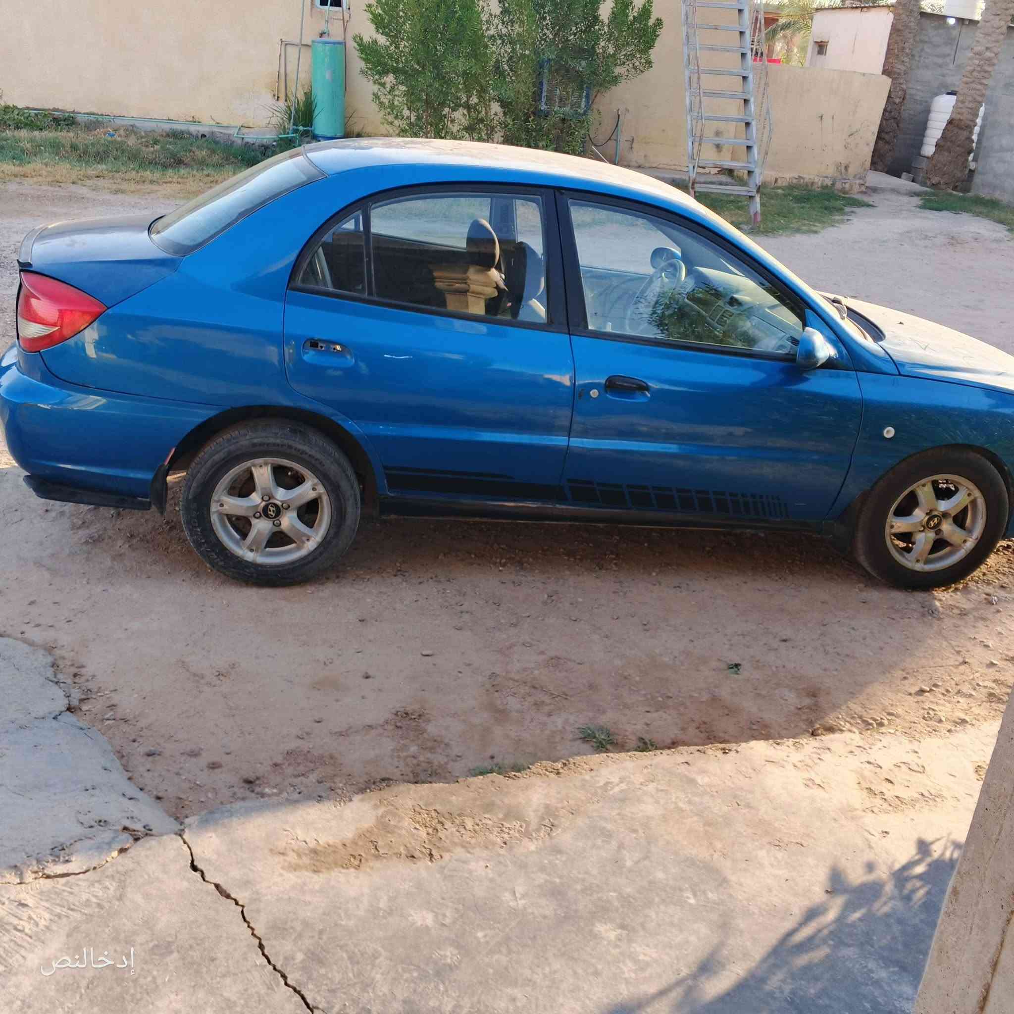 السلام عليكم كيا ريو 2004 رقم بغداد انلگيزي بأسمي السياره كير محرك خير من الله مصبوغه عام جماليه 
السعر المطلوب 44بيها مجال ***********
***********

نص مكتوب في الصور:
- إدخالنص
- إدخال النص