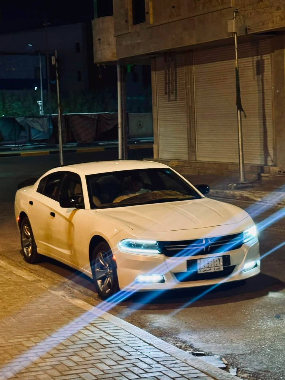 دوج جارجر مواصفات xt§ وارد خليجي
كشنات كهرباء
شاشة جبيرة
وباقي مواصفات الجارجر معروفة
السيارة حلوة ومرتبة ومصروف عليها
سيارة ما بيها ضربة فقط 3 قطع صبغ
رقم انكليزي سيارة سنوية توها مجددة شي على شي سيارة حلوة ونضيفة وما بيها كل نقص سيارة تسجيل جديد 2015
موديلها
تواصل فقط واتساب على هذة الرقم سعر 170 وبيها مجال
*********** 
العنوان البصرة حي بغداد Singapore
