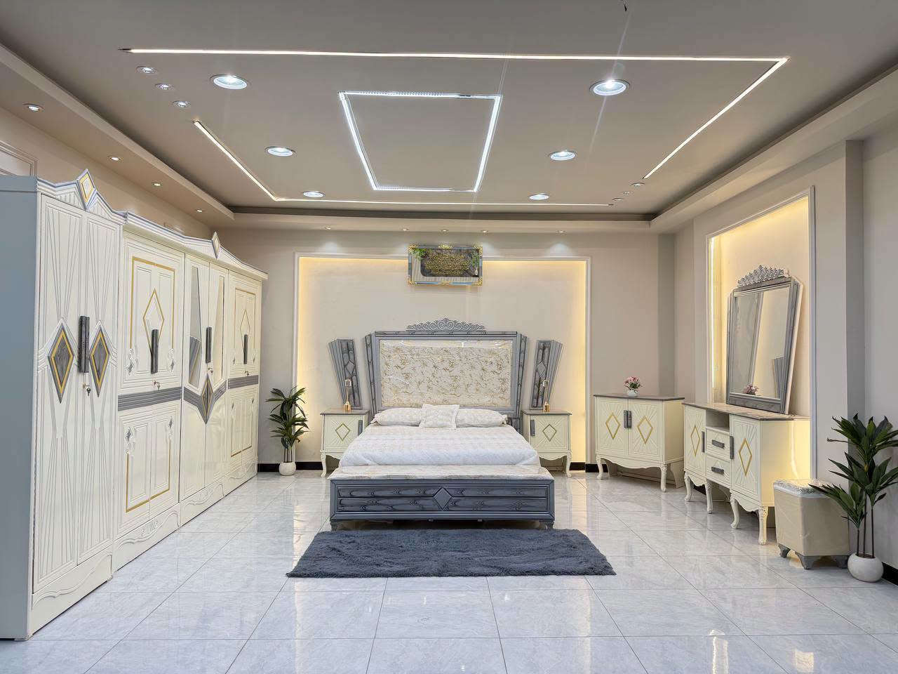 للحجزوالاستفسارواتساب*********** 
​غرف نوم عراقية.. أناقة وسعر اقتصادي على قد الإيد! 🛏️✨
​موديلات غرف النوم بنجارة عراقية 
​🚚 خدمة التوصيل والشد متوفرة.
​💬 لطلب الصور والمواصفات بمراسلتنا عبر الواتساب على الرقم:
👉 ***********
​#غرف_نوم_عراقية #غرف_نوم_اقتصادية #أثاث_عراقي #تجهيز_منزلي
