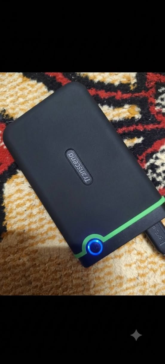 السلام عليكم
جهاز اكس بوكس اس ما مفتوح 
وياه شاشه GAME ON  مواصفاته فول hd 
120 فريم  سرعه الاستجابه 0.5ms 
جويستك كيم سير G7  احترافيه 
هارد ثنين تيرا 
وسماعه رايزر الاصليه 
وياه ups يشغل الشاشه والجهاز 1500 نوعيته رايزنك
سعر كلهن 800 واكو مجال بسيط لليريد يشتري صدك
الشاشه اليريد اكدر ابيعه وحده سعره 150 
تواصل واتساب فقط ***********
العنوان النجف الاشرف
