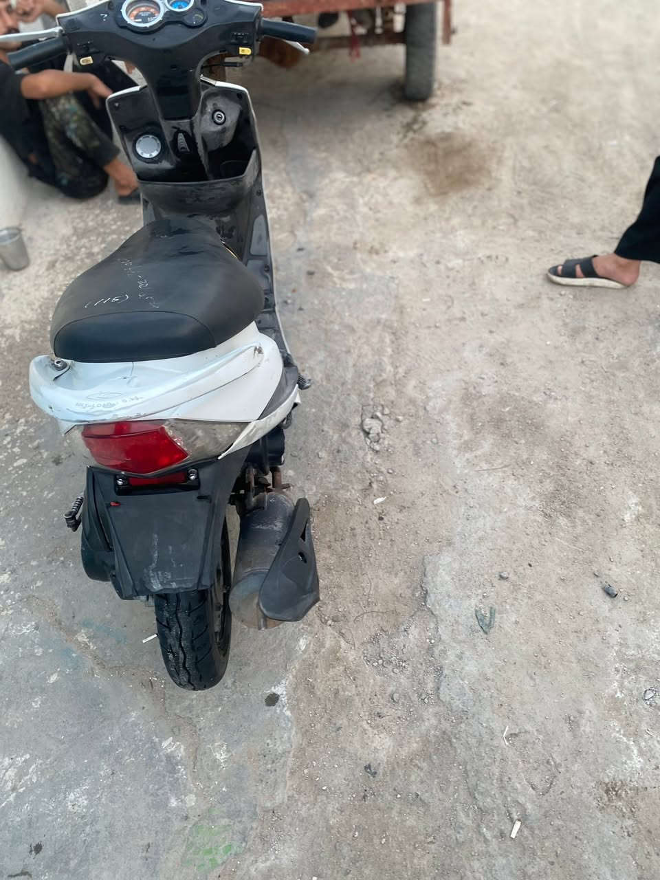 دراجه كامكو لبيع شكل الماكس ياباني 500 وبيها مجال بزبير جاهزه كهربايات شغاله مكينتها حلوه وناعمه ***********
