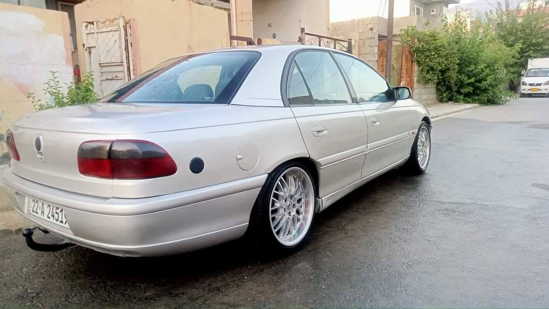 اوبل بزون 1996 مكينة 4 سلندر قبغ اسود لا صرف ولا نفخ . تبريد قطعتين شغال جيد جدا جامات كهرب اوتو . كشنات جلد كشنات امامي كهرب  . هزه جديده سنويه ماساقطه
رقم اربيل السعر (42) 

***********

الموصل
