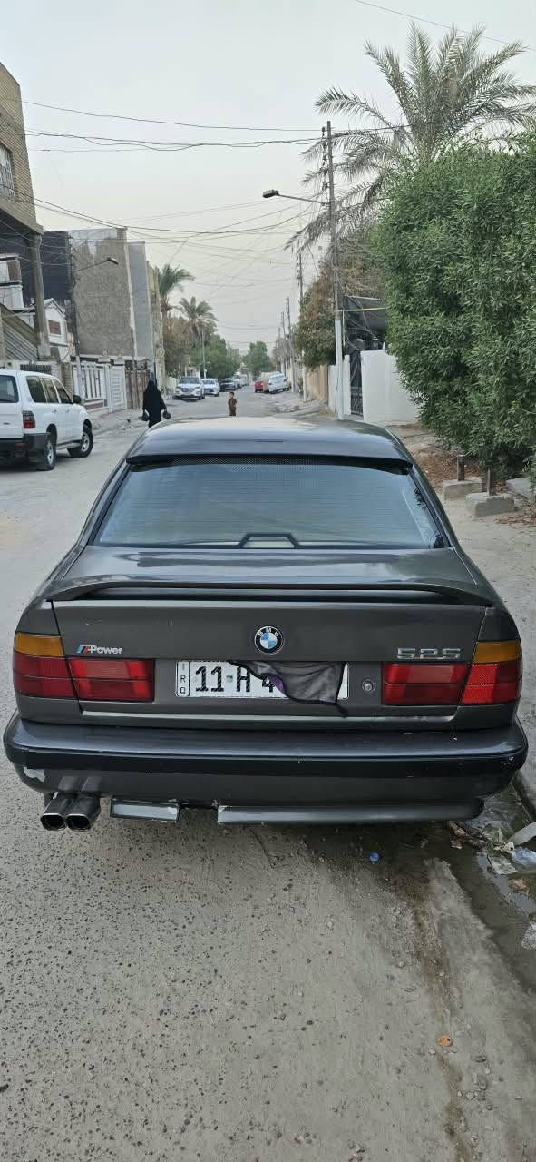 سلام عليكم ورحمه الله وبركاته
Bmw

موديل 92

رقم بغداد جديد 

حجم 525 اصل مكينه مسكر 

مكينه وكير اوتو خير من الله لا تنقيص ولا تبخير 

حداديه جديده اماميه والخلفيه ويل شمسي الجام الامامي كهرباء والجام الخلفي جوبي 

سياره ابسمي شرط التحويل

ملاحظه بس تبريد ماكو 

مكاني بياع تقاطع درويش

*********** 

***********
السعر 55وبيه مجال

