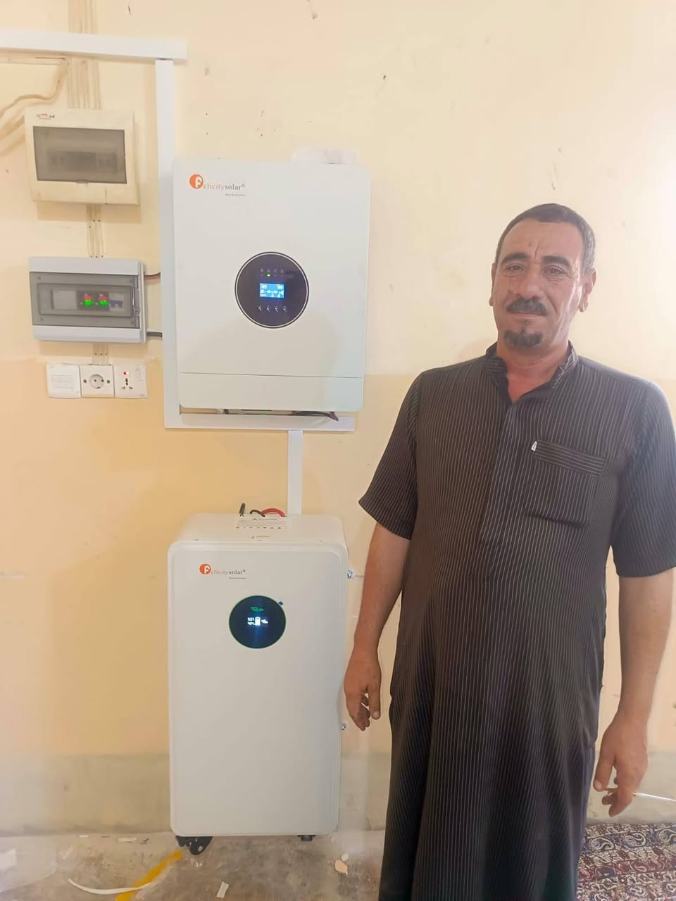 ابارك على  اهل الدار 📍
[[شعارنا الدقه والإتقان والاخلاص بالعمل]]
في كل مكان وفي كل دار #جاهزين_لتنصيب_بكل_مكان 
  تم وبفضل الله تنصيب منظومة طاقه شمسية 🔻🔻
 الشيخ حافظ الناجي الرياشي 
14نهاري لوح عدد 7
15ليلي بطاريه #ليثيوم فلستي ضمان  ٥سنوات 
جهاز انفيرتر  8K 🌀ضمان سنة   
كركوك قريه  الحميره الكبيرة 
✅️مكتب الوطن الزراعي  
✅️مستعدين تجهيز 
✅️منضومه #آبار ..#منازل #دوائر #حكوميه 
تاريخ 📅 اليوم   2026/8/3
استفسار 
***********  
*********** وأتساب
فضلآ وليس امرنآ إعجاب ومتابعه لصفحه 🌹 🌹
