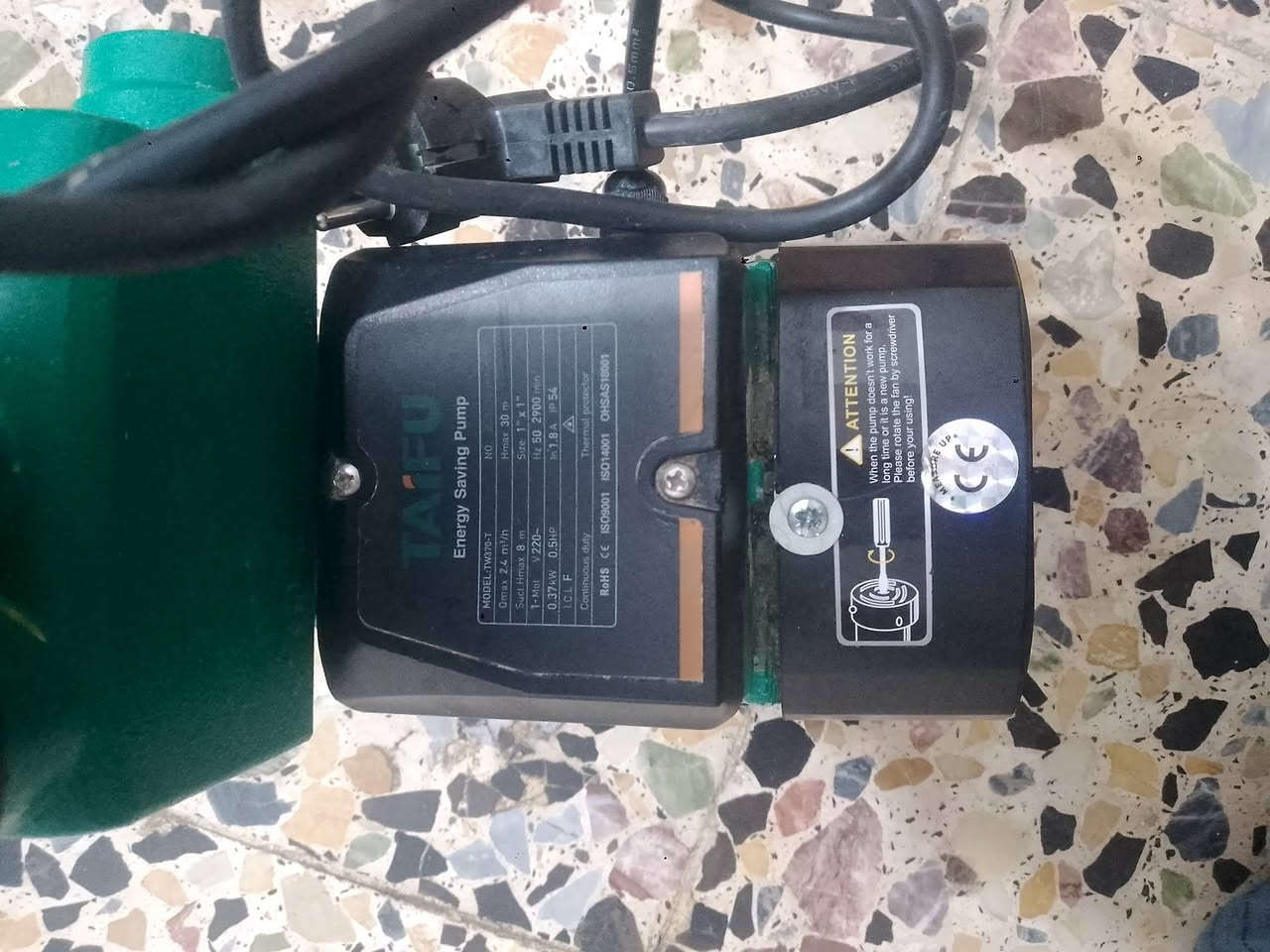 طور ماء مع بوستر للبيع شركة تايفو TAIFU ملف نحاس مستخدم شهر فقط شرط لفحص  السعر  60 وبي مجال قليل
تصال فقط***********
