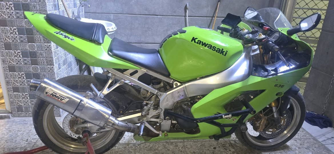 ننجا zx6r • ٦٣٦ • ٢٠٠٤
