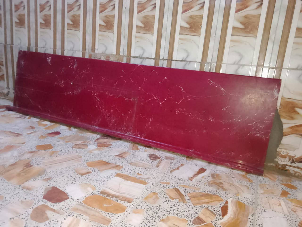 مرمره  مال كاونتر
حجم ٢ متر نضيفه مابيها لاكسر 
ولا فطر 
بغداد الحسينيه 
يوجد توصيل داخل الحسينيه 
تفاصيل خاص
