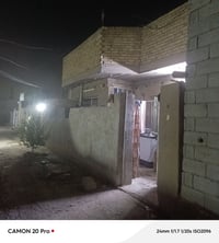 بيت مساحته 120متر للبيع لتواصل مع صاحب المنزل 07818043506  نص مكتوب في...