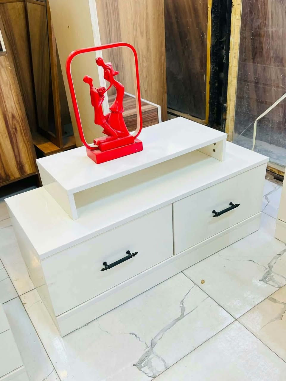 للبيع • غرفه اخشاب
