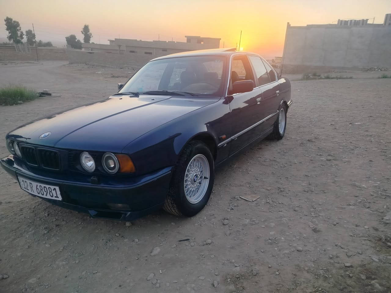 سيارة BMW للبيع السعر 60ورقة وبيها مجال 
حجم 525

موديل 1991 سنويه جديدة ل 2031

شرط التحويل 

رقم الموبايل ***********

