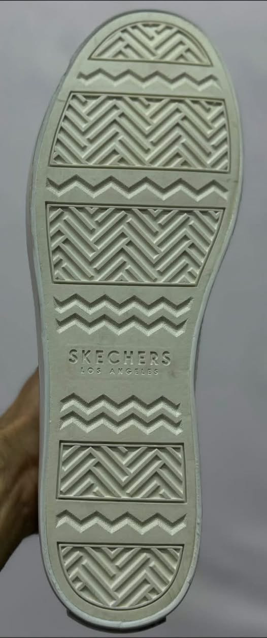 حذاء SKECHERS باله اورجينال نضافة 100‎%‎
قياس : 45
طول القدم : 29

———————————————-

يوجد توصيل 🚚 ( بغداد - محافظات العراق )

☎️رقم الهاتف : ***********

للحجز - دايركت

نص مكتوب في الصور:
- SKECHERS
- قياس: 45
- طول القدم: 29