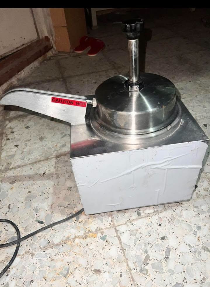 غراض كافتريا • للبيع • للحجز