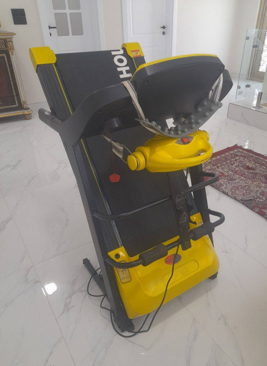 جهاز جري للبيع ستعمال قليل نظيف كلش سعر ٢٥٠ وبي مجال رقم الهاتف ***********
