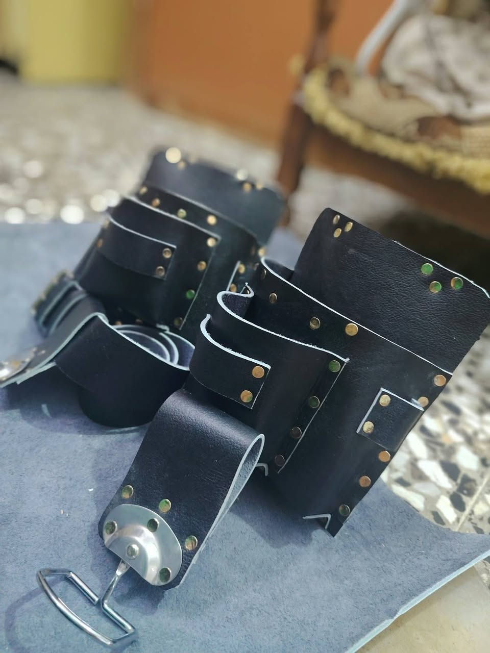 جلد طبيعي • يدوي • حزام