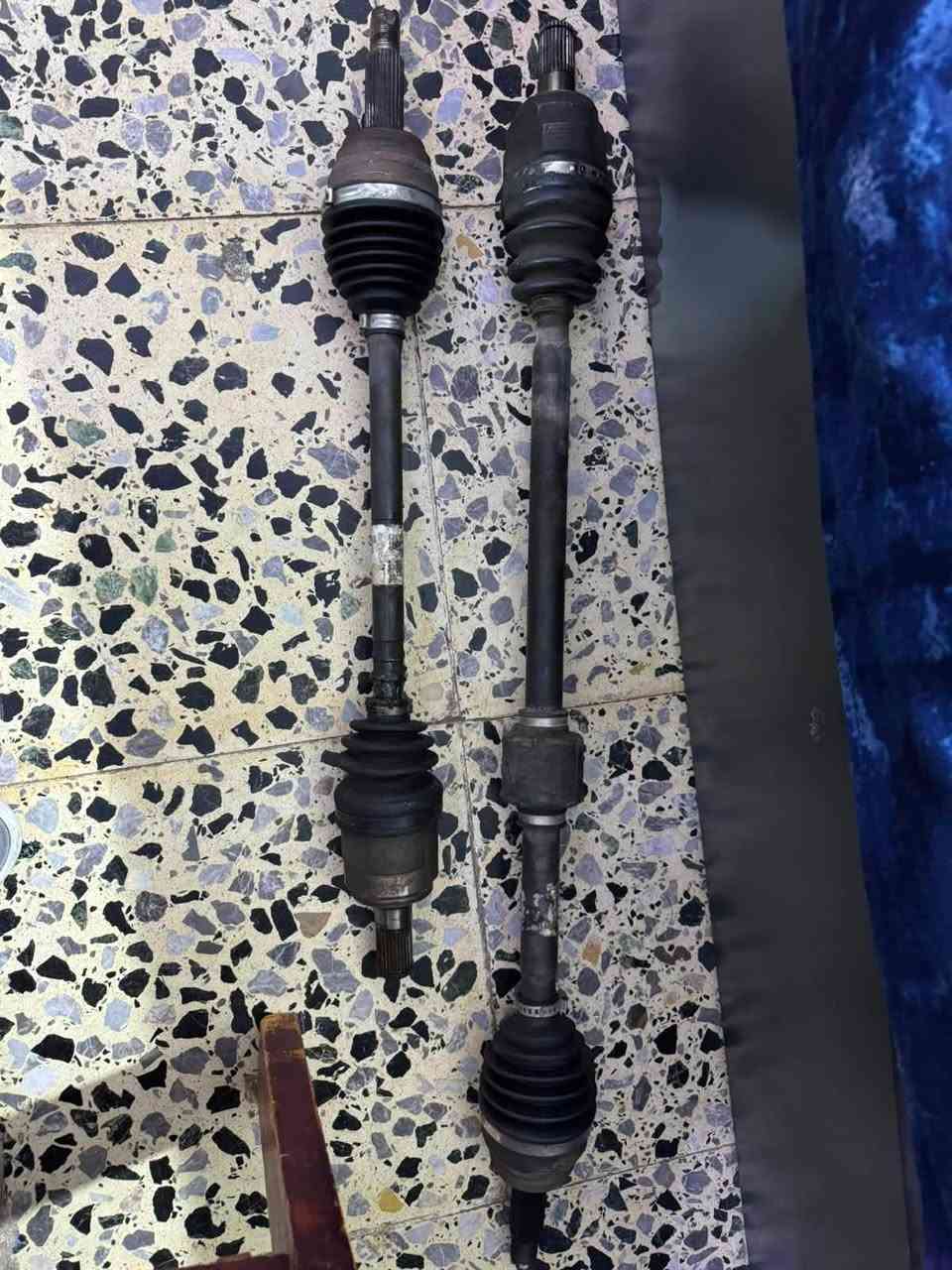 السلام عليكم
راديتر فورتي موديل 2022 للبيع خزان طاك راديتر نضيفه كلش 
واذان مال كير شغاله نضيفه 
ودرايم شفتات هم فقط الطويل يحتاجله صليب 
قيم بل يرضي الله المكان بغداد الاعضميه   

*********** بي واتساب
