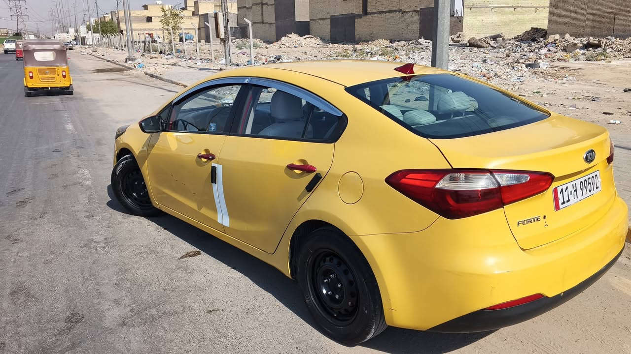 السلام عليكم فورتي موديل 2015 وارد امريكي مكينه 2000 دوش مصفره هيئه وغرامات تحويل ثاني يوم سياره خير من الله حادثها 3 قطع مثل ما موضح بالسونار مجفته تجفيت وكاله وغراض اصليه السعر 100 وبيها مجال المكان بغداد ( *********** )
