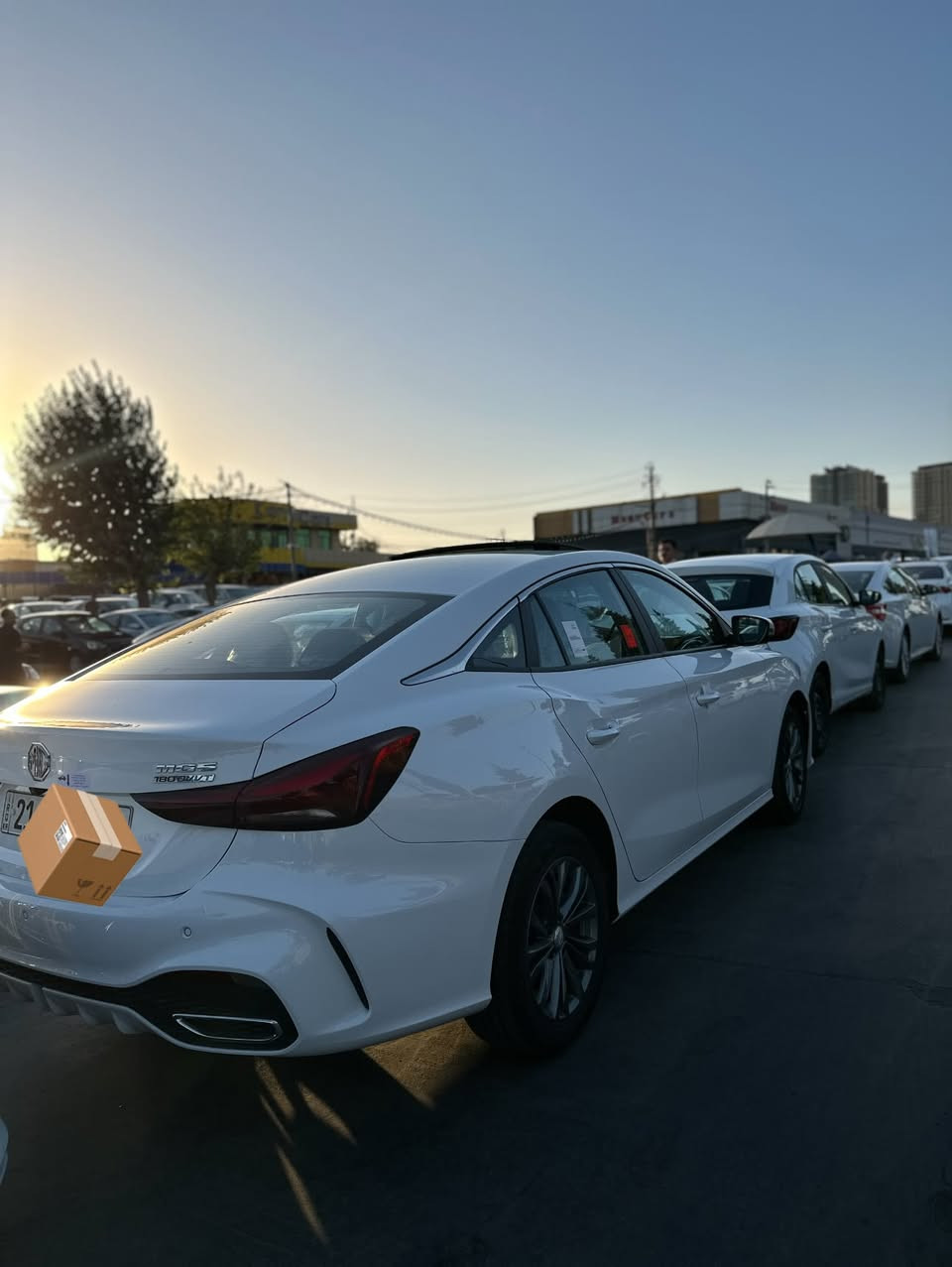 سلام علیکم
Mg gt 2025 ful ful 6 mode
کامل کەمالیات 
بۆیاخ تەنک 
گاعی kqd
سەردۆسە
ناوسنوق
لیدی ناوەکەی
سەرداشبول 
زپر شتیتر 
سەماعەی کراوە بە jbl
٢٣ هەزار کیلۆمەتر ڕۆشتووە
سۆنەریم داناوە 
١٢٢ گەڵا کۆتاییەتی 
***********
