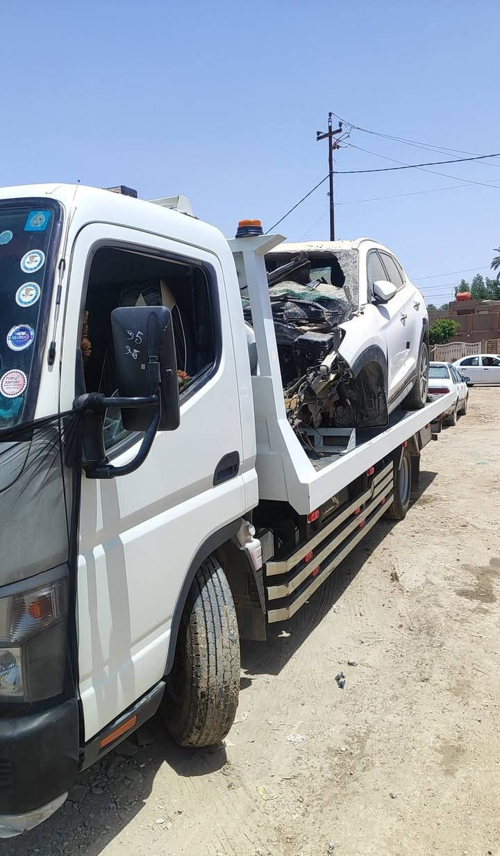 كرين سطحي في بابل لنقل كافة انواع السيارات العاطلة والمضروبة خدمه 24 ساعة نقل داخل المحافضة والى جميع المحافضات للاتصال ***********او*********** احمد
