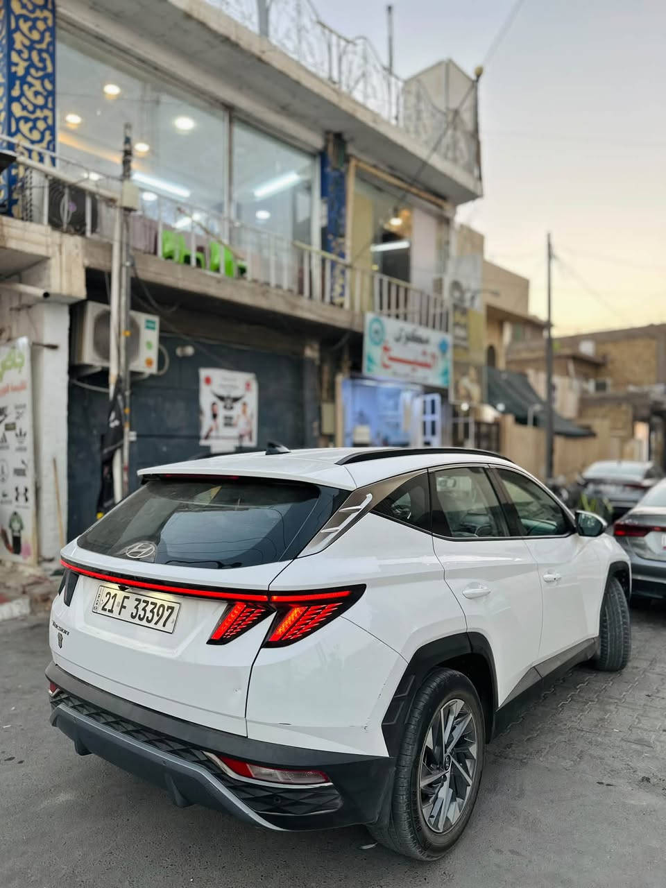 للبيع
توسان 2022 وارد خليجي مكفولة

السيارة مواصفات نص فول

كشنين كهرباء

فول تحكم ستيرن

مثبت سرعة

اوتو هولد

نظام تراكشن درايف مود

مثبت سرعة

كار بلي أندرويد اوتو

قطعتين تبريد

محرك 2.0

LED لايت

السيارة حلوة ونظيفة ماشية 95 الف 
السعر 185 وبيها مجال 
مكان السيارة واسط عزيزية
للأستفسار ***********
