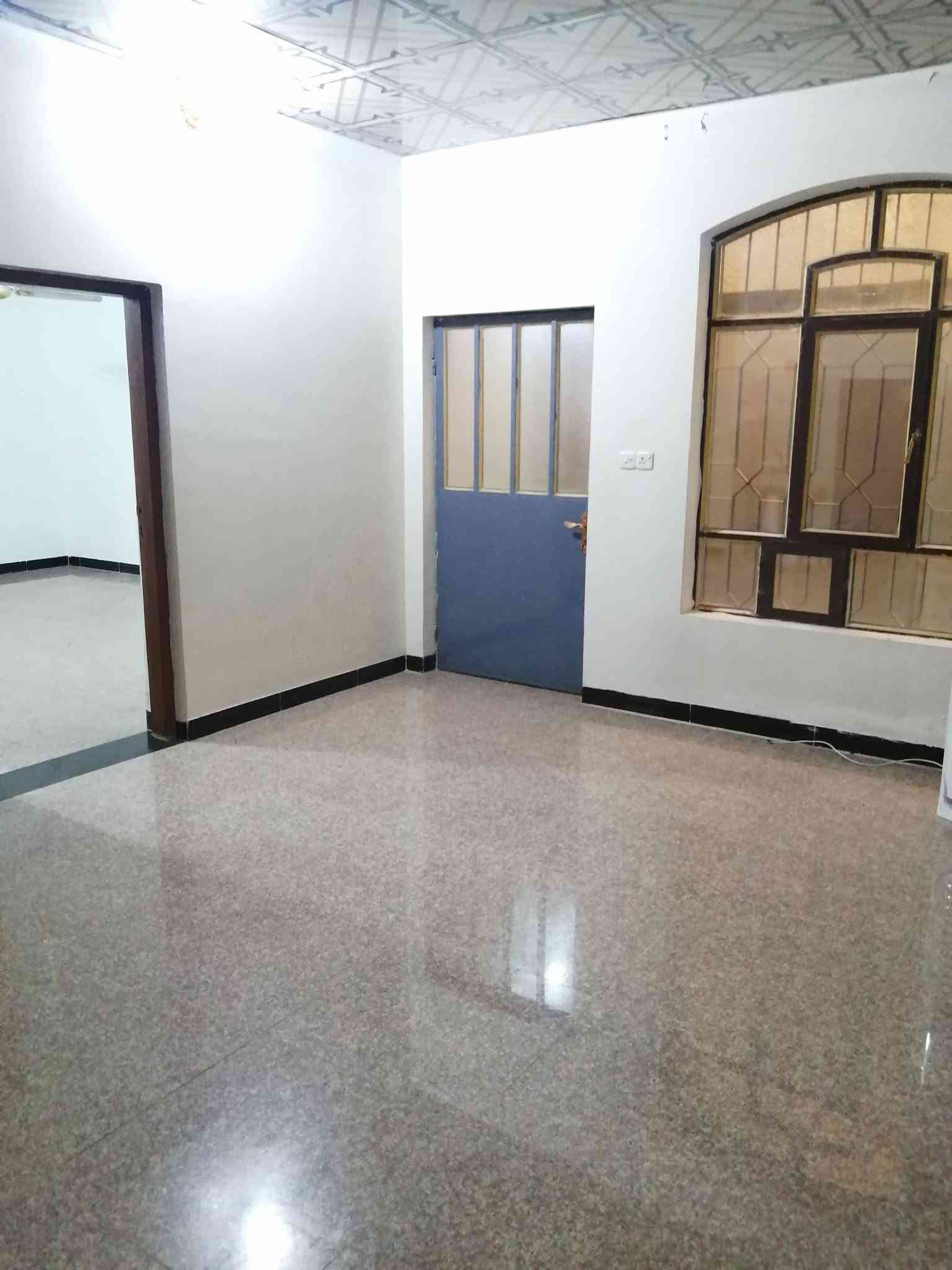 🏠بيت #للبيع في الفلوجة حي الشهداء قرب مرطبات مشمشة .
📍البيت طابق واحد غرفتين نوم واستقبال وصاله ومطبخ .

✨ تفاصيل العقار:
🔹 المساحة: 250 متر  .
🔹 السند: طابو صرف (ملك) بأسم شخص واحد. 
🔹 موقع ممتاز جميع الخدمات متوفرة .

💰 السعر: 140 مليون وبي مجال. 

📞 للتواصل والاستفسار:
*********** واتساب 
او مراجعة مكتبنا #مكتب_البيان_للعقار الكائن في الفلوجة حي الشهداء شارع مرطبات مشمشة
