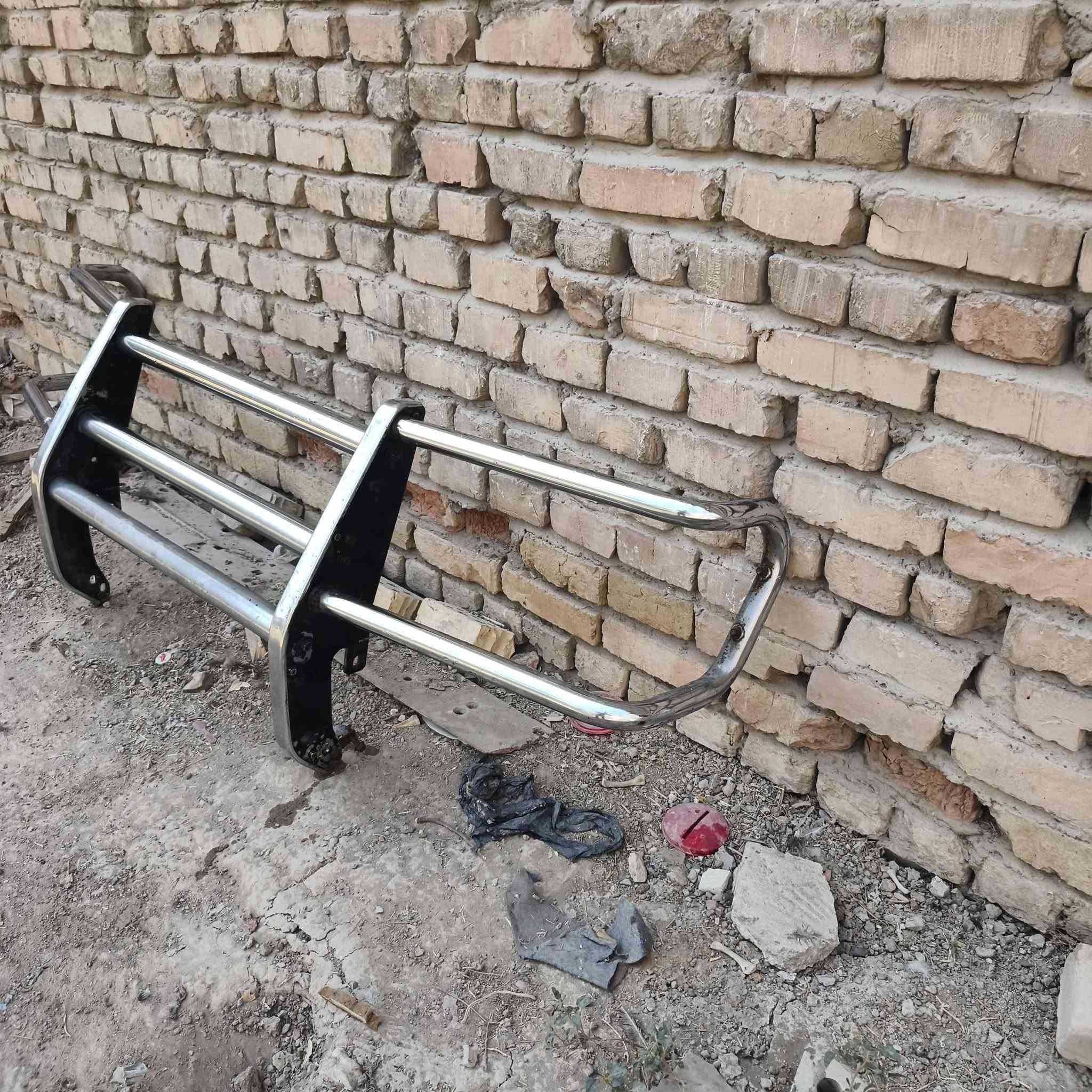 سلام عليكم للبيع درع باجيرو مكان بغداد السعر 75ألف  وبيه مجال ***********
