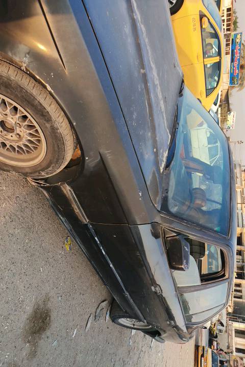 سيارة BMW 700 موديل 92 كير و محرك مكفولات تبريد ثلج رقم ألماني بغداد 
مكانها بغداد 
السعر 45
واتساب 
***********