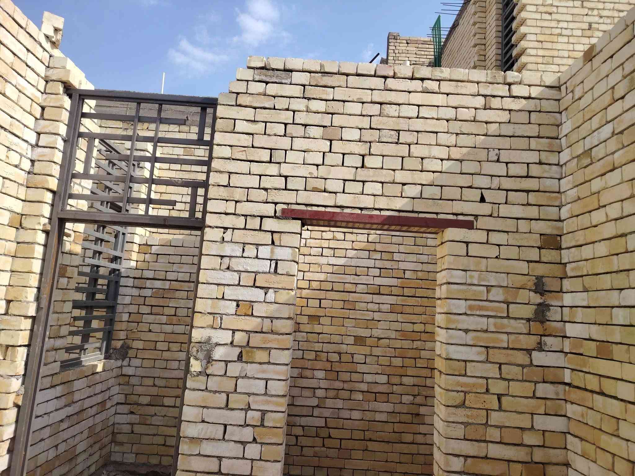 بناء متفرغ • طابوغ وبلوك فرمستون • مهندس ومصداقية