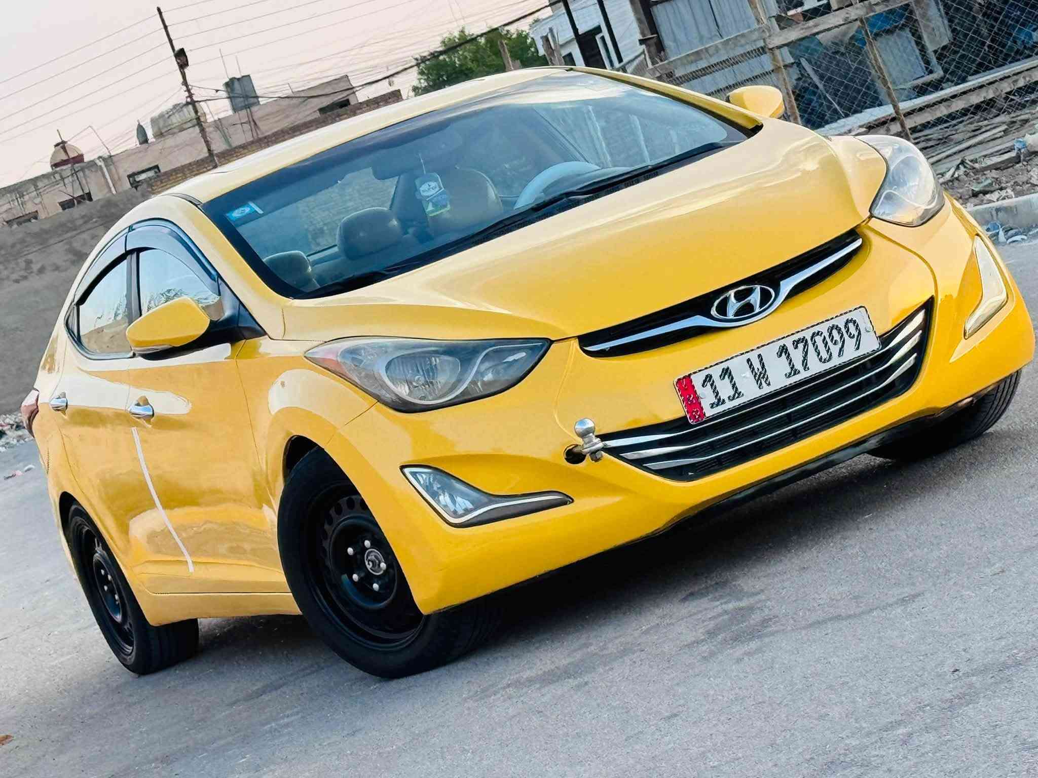 النترا 2013 وارد امريكي حادثها قبق جنطه وجاملغ خلفي بدون دواخل ليبل واحد كلها رقم بغداد باسمي هيئه مصفره سنويه ماساقطه 
المواصفات فول1/1&&&&&&&
محرك 1800 دوش 
فتحه طكتين 
بصمه تشغيل وابواب 
كشنات جلد 
اشاير بالمري 
داخل بيجي 
كشنات كهرباء 
تبريد بيانو 
تدفئه بالكشنات امامي خلفي 
شاشه تاب اصليه 
حاكيه بلوتوث اتصال 
كير محرك مكفولات تبريد ثلج صدر خلفي امامي جديد تخم تاير جديد شاده سياره جاهزه مابيها نقص 
السعر ب86$ وبيها مجال 
***********
