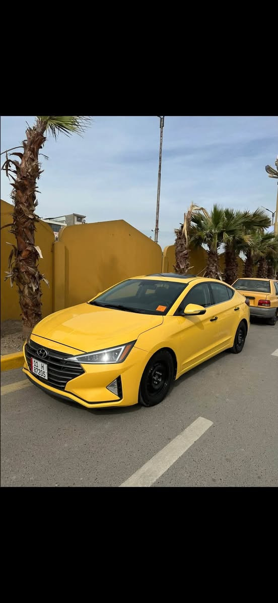 النترا 2020 وارد امريكي فول لمتدد للخير حادثه موضح بلصور بدون دواخل بدون تبديل ليبل واحد كير اي تي حجر بيئه بلاري سياره صبغه اوله مامعيوده ماشيه 125 الف وموجود بلمنشور فيديو موضح كلشي رقم بغداد سعر138 وبيه مجال بسيط. مكاني بغداد قرب بسمايا  رقم ***********.    بيع فقط بدون مراوس
