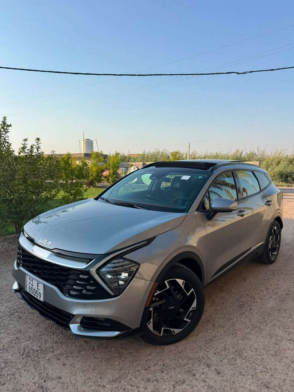 KIA SPORTAGE PLUG-IN  HYBRID SX 2024

📍السياره موجوده في بغداد للتواصل  ***********

كيا سبورتج  هايبرد + بلكن SX 2024 برستيج 

المسافة المقطوعه 45940mi

اللون .سلفر 

محرك. 1600 تيربو هايبرد 

الموديل 2024

مرقم بغداد 

                  ======= الاضافات👇👇 ======

  

فتحة بانوراما 

شاشة كبيره نفكيشن 

رادار امامي

 مانع تصادم

مانع انزلاق 

تحديد مسرب .

نقطة عمياء .

تصحيح مسار 

بصمه تشغيل 

بصمه ابواب 

كاميرا خلفيه 

كاميرا عداد 5 

كاميرا 360

طارة مدفية 

تشغيل عن بعد سياره 

كراسي مدفية + مبرد 

كراسي كهرباء عداد 2 

كراسي جلد 

كراسي ذاكره 

كراسي 5 راكب 

مثبت سرعة

تحكم ستيرن

شاحن وايرلس

هاند بريك كهربائي

حساسات خلفيه + اماميه 

حساسات مانع تجاوز 

ويل قياس 19

دفع رباعي 

باب خلفي كهرباء 

اضويه امامي زنون LED

اضويه خلفيه LED

كشافات LED

دفع رباعي 4X4

نظام GPS+خرائط 

كندشن مركزي امامي او خلفي 

وبلوتوث 

مدخل USB+ AUX

تحريك السيارة عن طريق البصمة 

🚗🚗حادث السياره كما موضح في الصور 🚗🚗

للتواصل /***********
