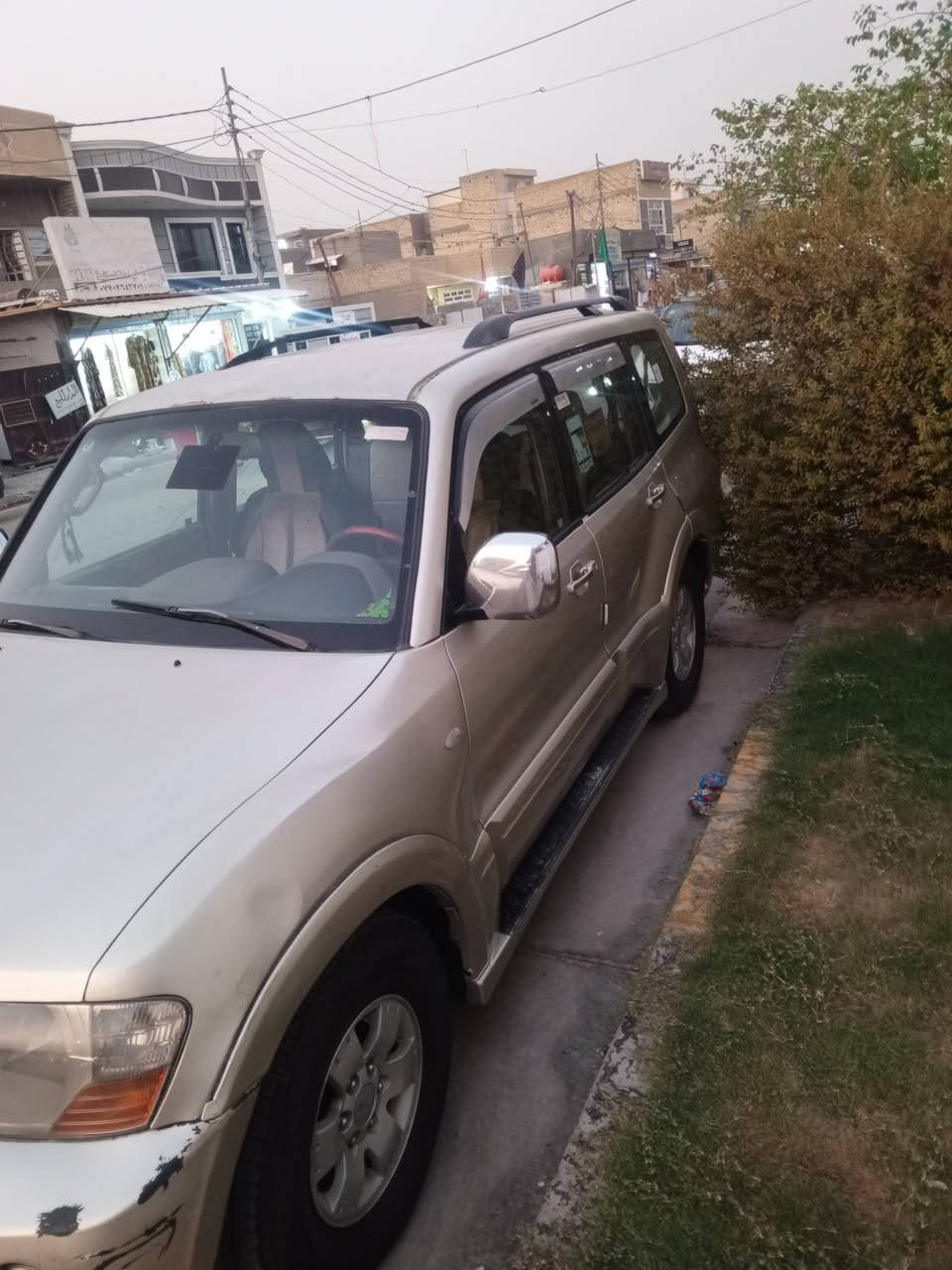 سلام عليكم عندي هاي الباجيروه للبيع او مراوس شعندك نزل سياره تشتغل تك علا حطاته ابيع تبريد ثلج مري شفط شاشه مصبوغه حزام للجماليه تخم تأير جديد الغود نضيفه حادثه امريكه بنيد رقم *********** مكاني شهداء سيديه بغداد سعر المطلوب 85 موديل موديل2007
