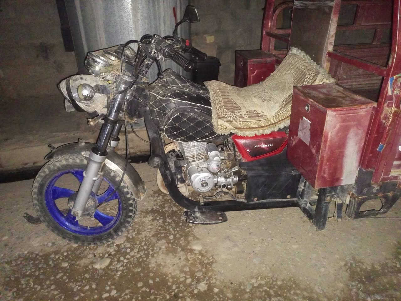 ستوته للبيع 2018 محرك 23 بس كير 3 مايبدل كهربائيات كله شقاله سعر 1050 مليون اوخمسين بيها مجال ***********
