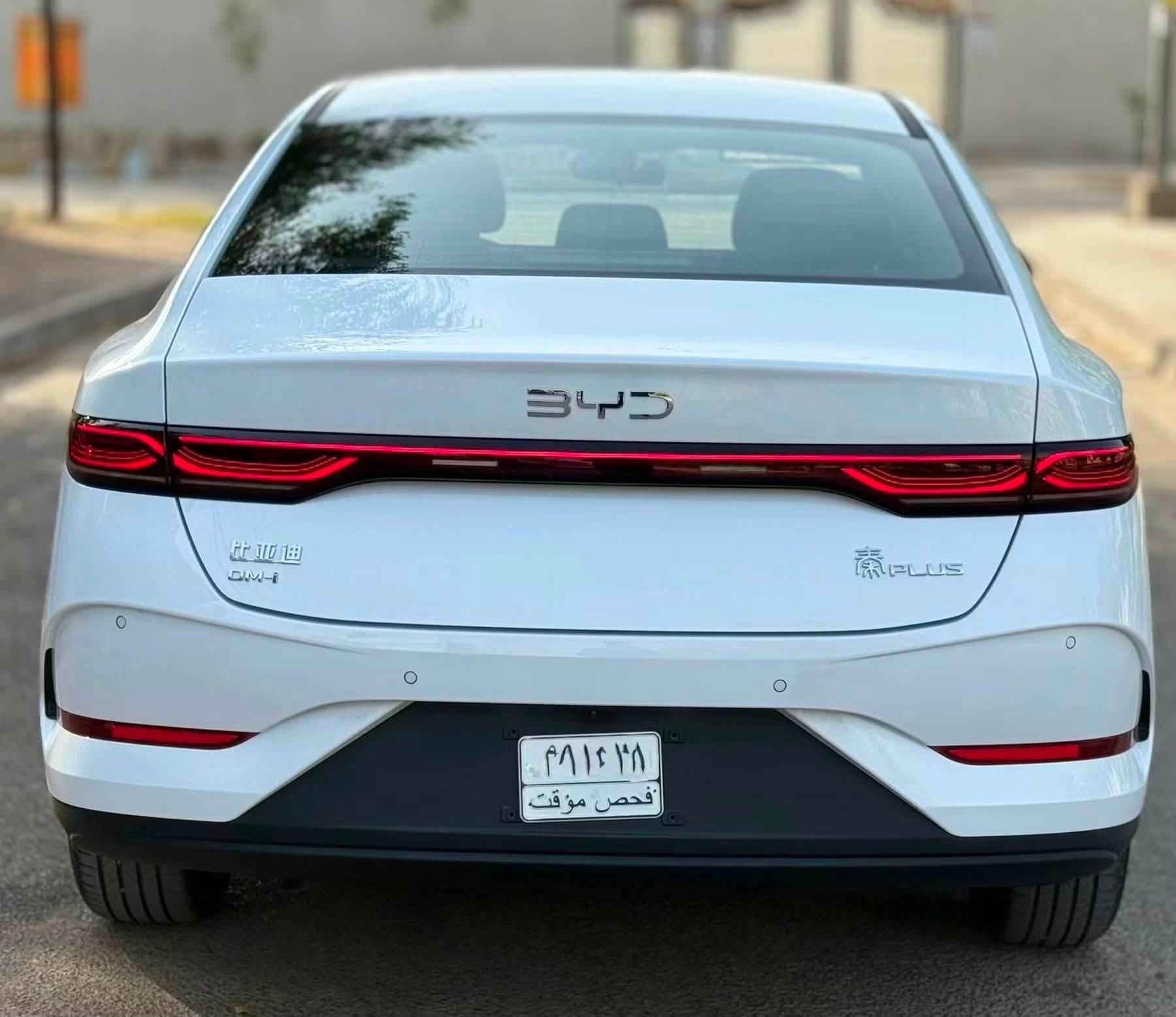 BYD QIN PLUS 2025
للبيع فقط بدون مراوس محتاج فلوس نقد

السياره ماشية 5 الف فقط 

مكفولة كفالة عامة وضعية الشركة حالها حال الزيرو بالضبط 

جميع الملحقات كاملة وياها من شاحنة وفوم ومثلث طوارى 

الداخل لون زيتوني

بعدها وضعية الزيرو 

السعر 18750 و بيها مجال بسيط 
الزيرو اليوم ب 19350 

(اخوان جيك سعر الزيرو حاليا شوفه بيش واتصل )

***********

