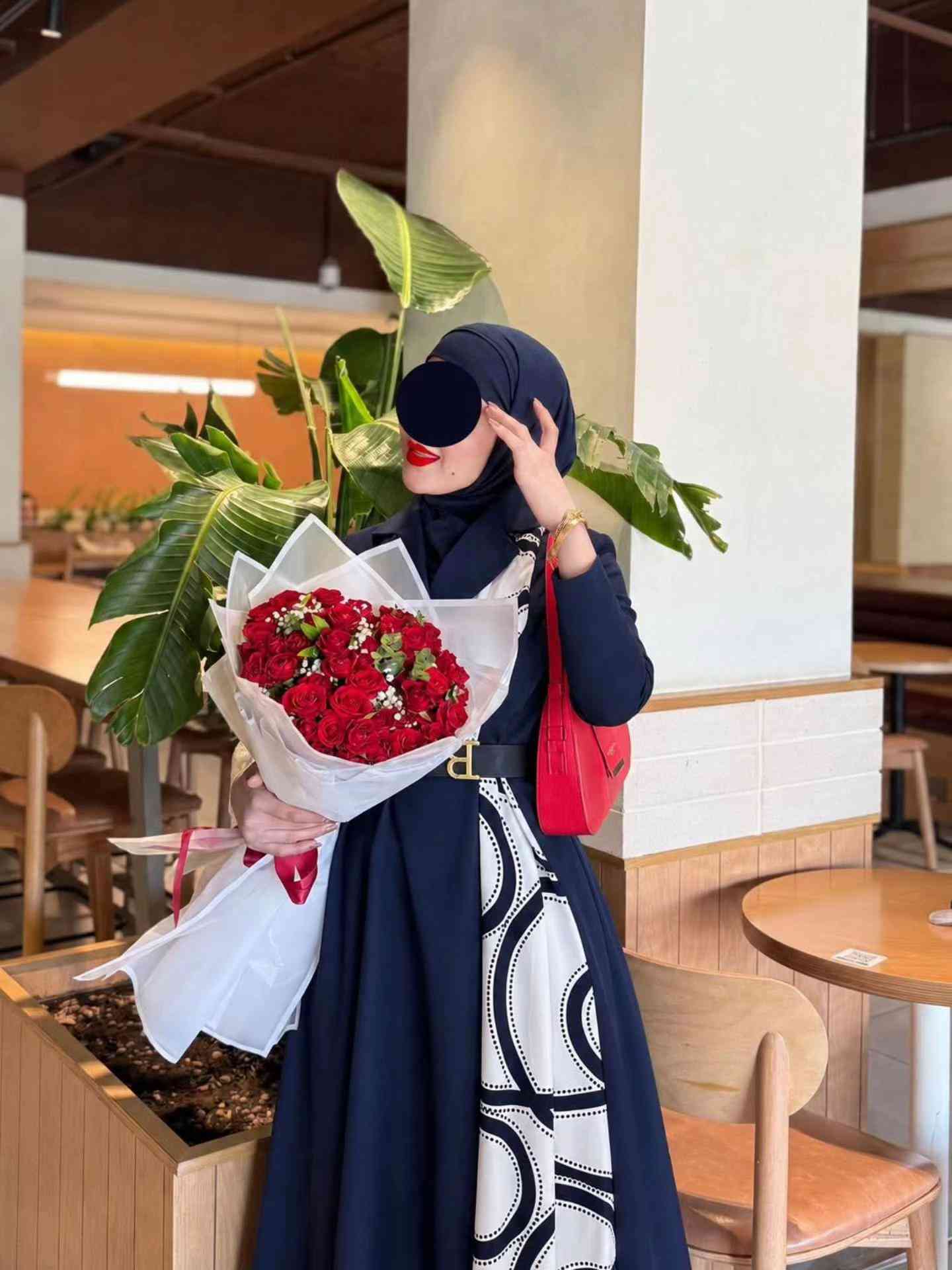 فستان الاميرات يجي يـ3 اللون مميزة قياسات من 38 إلى 48 وسعره فقط بـ25🤩#ضيفونا_انستا_m_f_y22 #رقم_الحجز_*********** 
