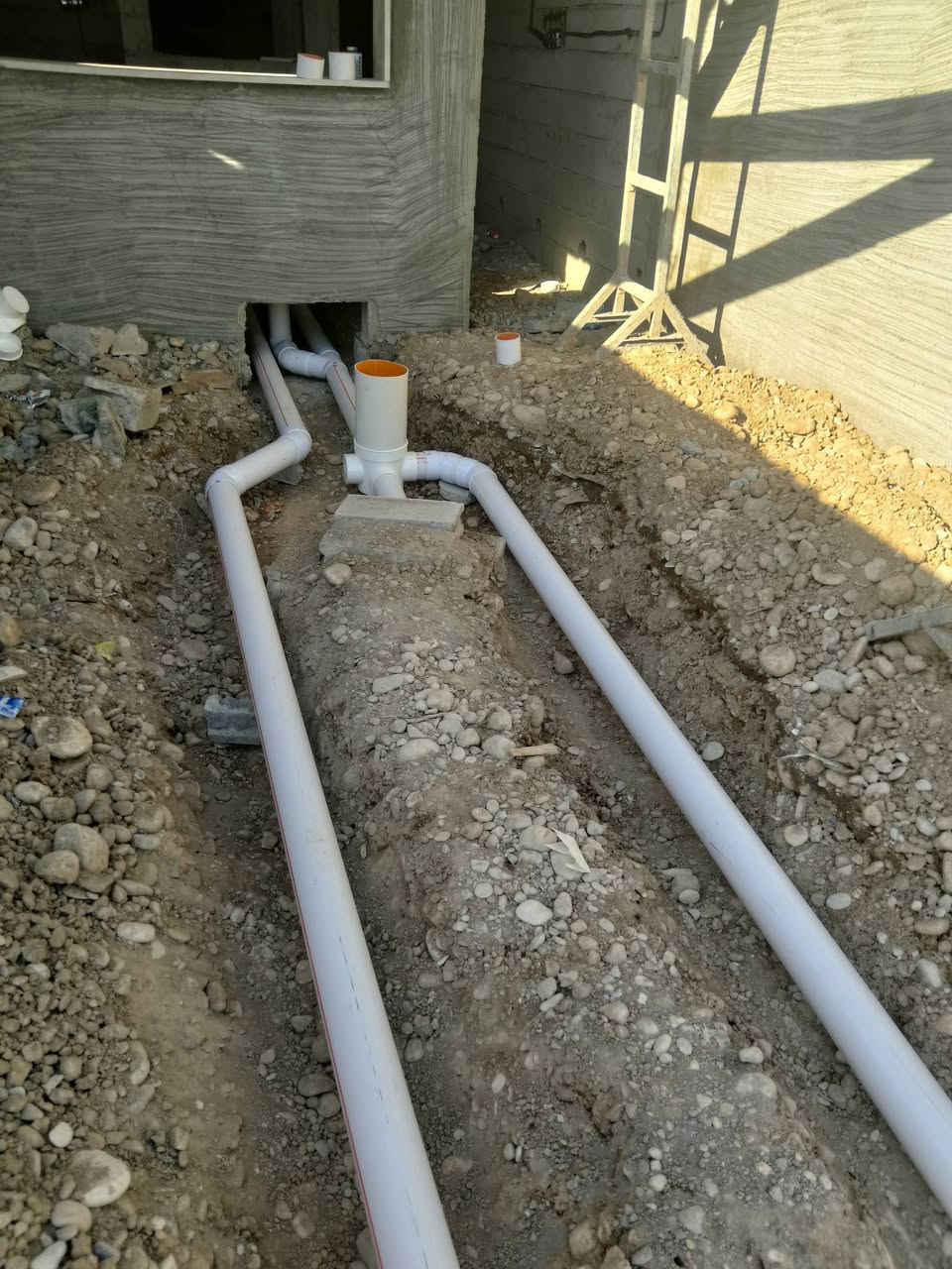 تاسيسات عامه ماء وكهرباء ومجاري شغل درجة اولى وشرط ربط الاناره المغربي والسقوف الثانويه إذا موشغل درجة اولى لاتدفع ولا فلس ال100متر ب600الف قاط واحد اني رخيص على مود الفقير وشغل هندسي تعديل البورد الداخلي والخارجي الاتصال ويت ساب هم موجود ***********
