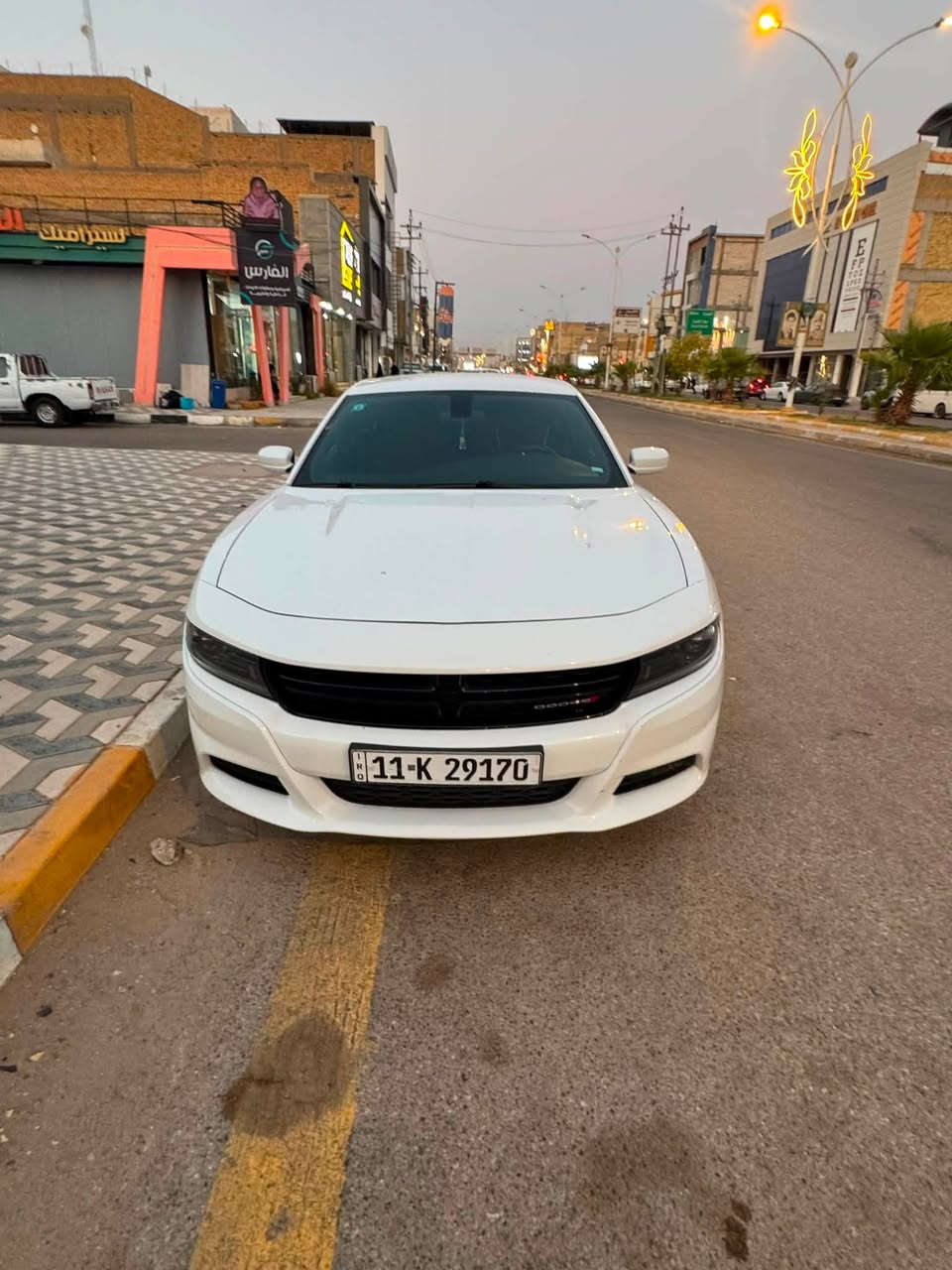 سلام عليكم  
جاجر   للبيع موديل 2022 اصل 
 رقم بغداد حره بأسمي   تحويل ثاني 
 ماشيه 60 الف هسه ما مشتغله خط سياره كلش جديده 
داخله  تقرير تعمل وتسير وفاتحه ناريه 
وبالعراق بيها باب السايق  
عنواني ذي قار ناصريه مركز 
السعر 240 
الاستفسار ***********
