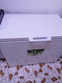 ثلاجه مجمده • مستخدمة شوي • وعد الناصر