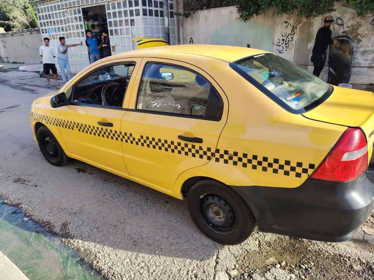 سلام عليكم افيو موديل2009
كلشي مابيهه ضرر من الدعاية لدعامية
كابون بانزين ماستر بسمي 
صاحبه الشرعي بل موصل موجود
هيئة وغرامات صفر 
شرط التحويل
السعر $50
استفسار ***********
