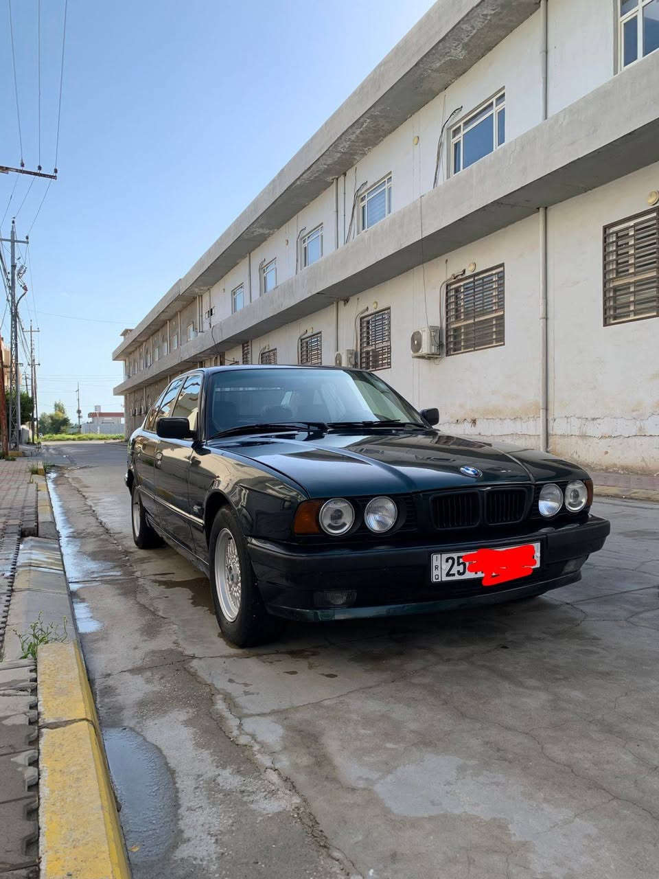 للبيـع فقـط BMW
موديل 95،بأسمي لون أخضر زيتوني بأسمي رقم انگليزي كركوك، سنوية للـ 2031، صبغ عام جماليـة #شرط گير ومحرك وتبريد وصدر و كهربائيات،تخم تاير جديد والسيارة خالية من اي عيب 
 بس شغل وتوكل على الله 
#السعر 72
التواصل عبر ***********
***********
