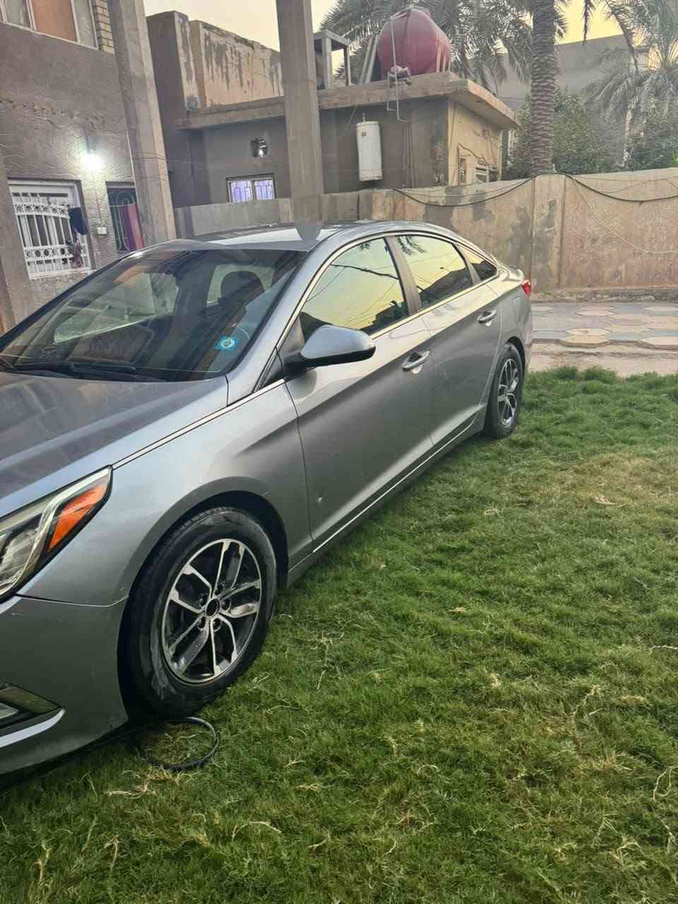 السلام عليكم
هونداي سوناتا 2016 وارد امريكي 
حادثها جامغ خلفي وره السايق . وبيها بعض الاماكن تكحيلات . السياره حلوه جاهزة من كلشي تدفئه وتبريد شغال حداديه خير من الله دواخل حلوه مكينة بلادي ما مفتوحه جي دي اي . رقم بابل باسمي تحويل ثاني يوم . السعر 112$ وبيها مجال بسيط . مكاني بابل حي الحسين . *********** اتصل وبيك خير وتدلل . غير متواجد على الفيس ...
