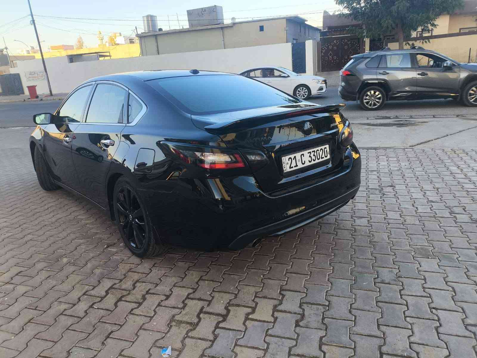 للبيع نيسان التيما مديل 18 فحص سونر موجود ويال منشورة مكاني كركوك رقم سنويه كولا جديد ***********
