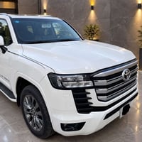 لاندكروز GXR • ٢٠٢٤ • ماشي ٢٤٠٠٠