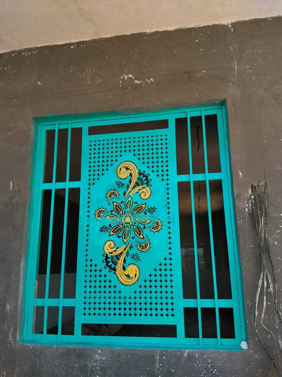 اشتغل صبغ كرسته وعمل شغل نضيف منتاز  واسعار مناسبه
