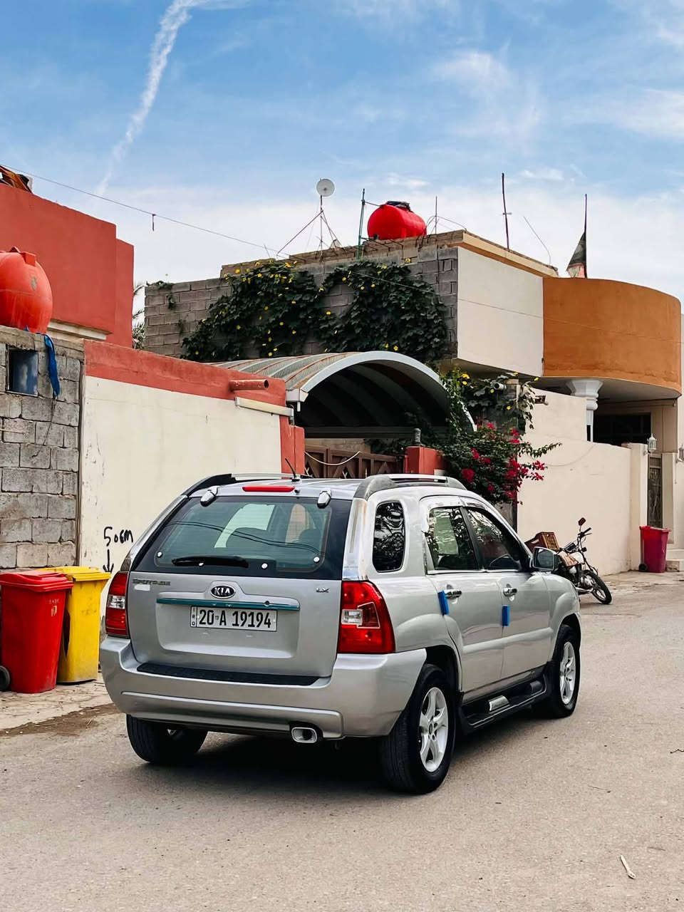 سبورتاج ٢٠٠٨ • مكينة ٢٠٠٠ • رقم ديالى