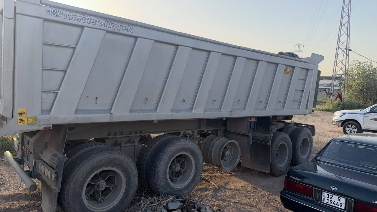 سلام عليكم عربانه لبيع 150وبيه مجال ***********
