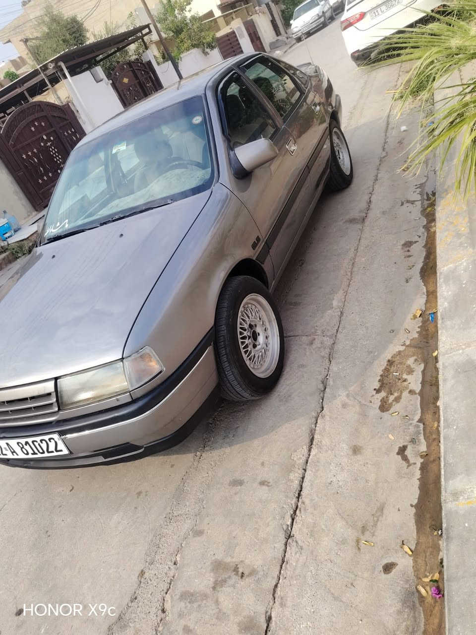 سلام عليكم اوبل فكترا للبيع موديل 1991محرك 20 سيارة نضيف مابي اي عيب شرط كير  اوتوماتيك مكينه  سنوية جديد لحد2031/8 ورقه بانزين  بي رقم اربيل (22)  شرط تحويل و وكالة  صبغ عام للجمالية سعر 48$بي مجال بسط للطيبين مكان كركوك استفسار خابر رقم ***********
