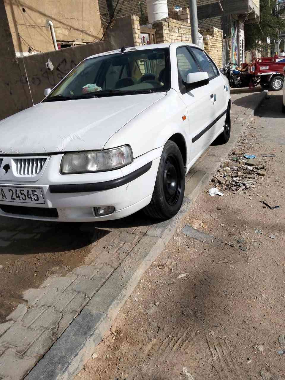 سلام عليكم
سمند ناطق موديل 11 باسمي مشروع وطني

كير مكينه نضيفات كلش تبريد ثلج

سعرها 40 وبيها مجال بيها دحجه بجاملغ والباقي مكفول

مكاني نجف 

***********
