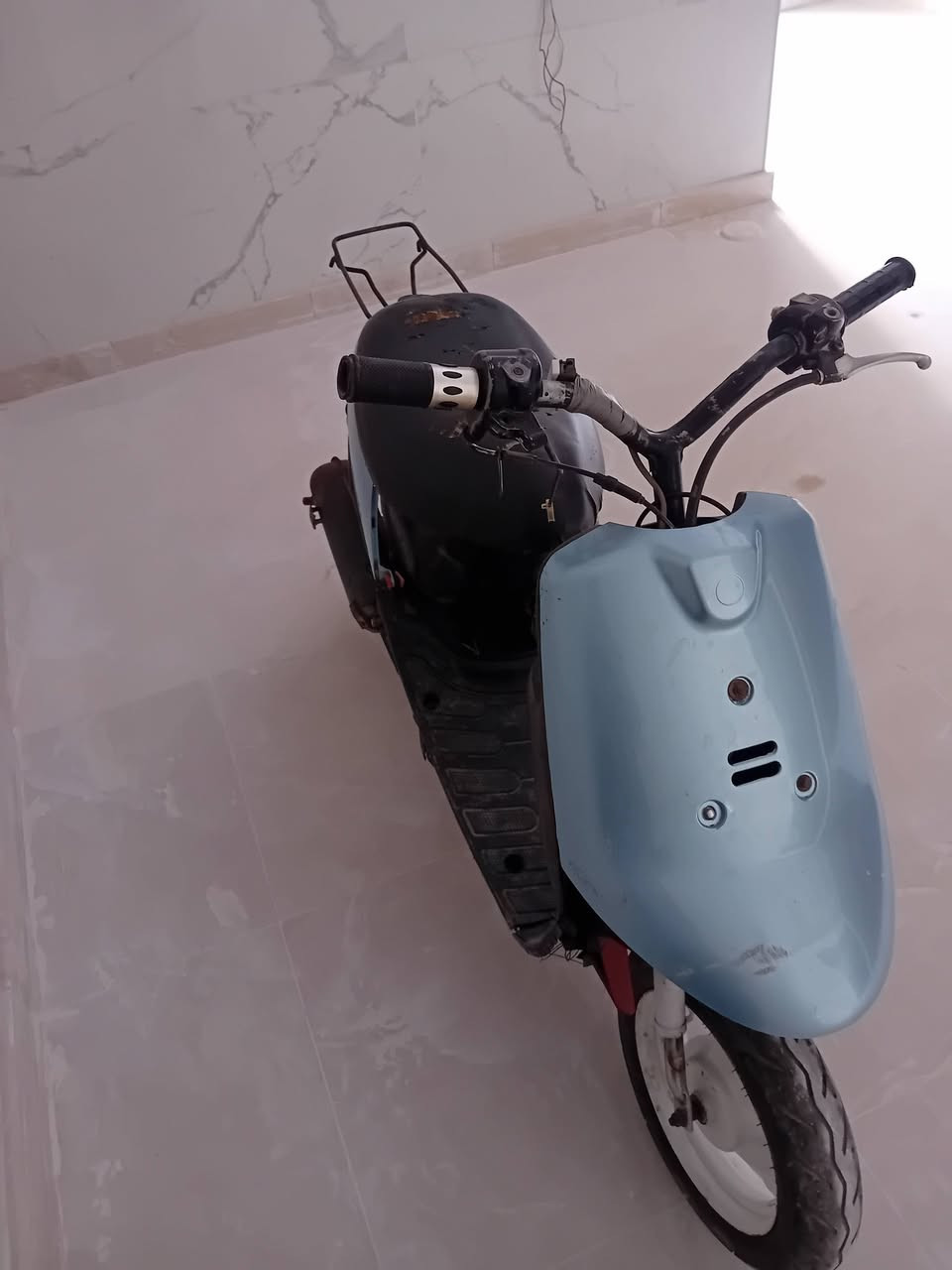 دراجه  ياماها بطه شغاله وجاهزه محركها ممفتوح بيها شلعه قويه غراض دشبولها موجودات عندي سعرها ٢٥٠ وبيها مجال المكان نجف  حي الامير ***********
