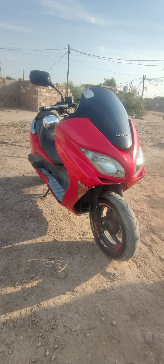 للبيع فورزه 08 نقص جاملغ امامي فقط دراجه شغاله نكره سلف كهربائيات كلها شغاله السعر 550 مكاني كوت الشراي يراسلني وبي خير ويدلل

