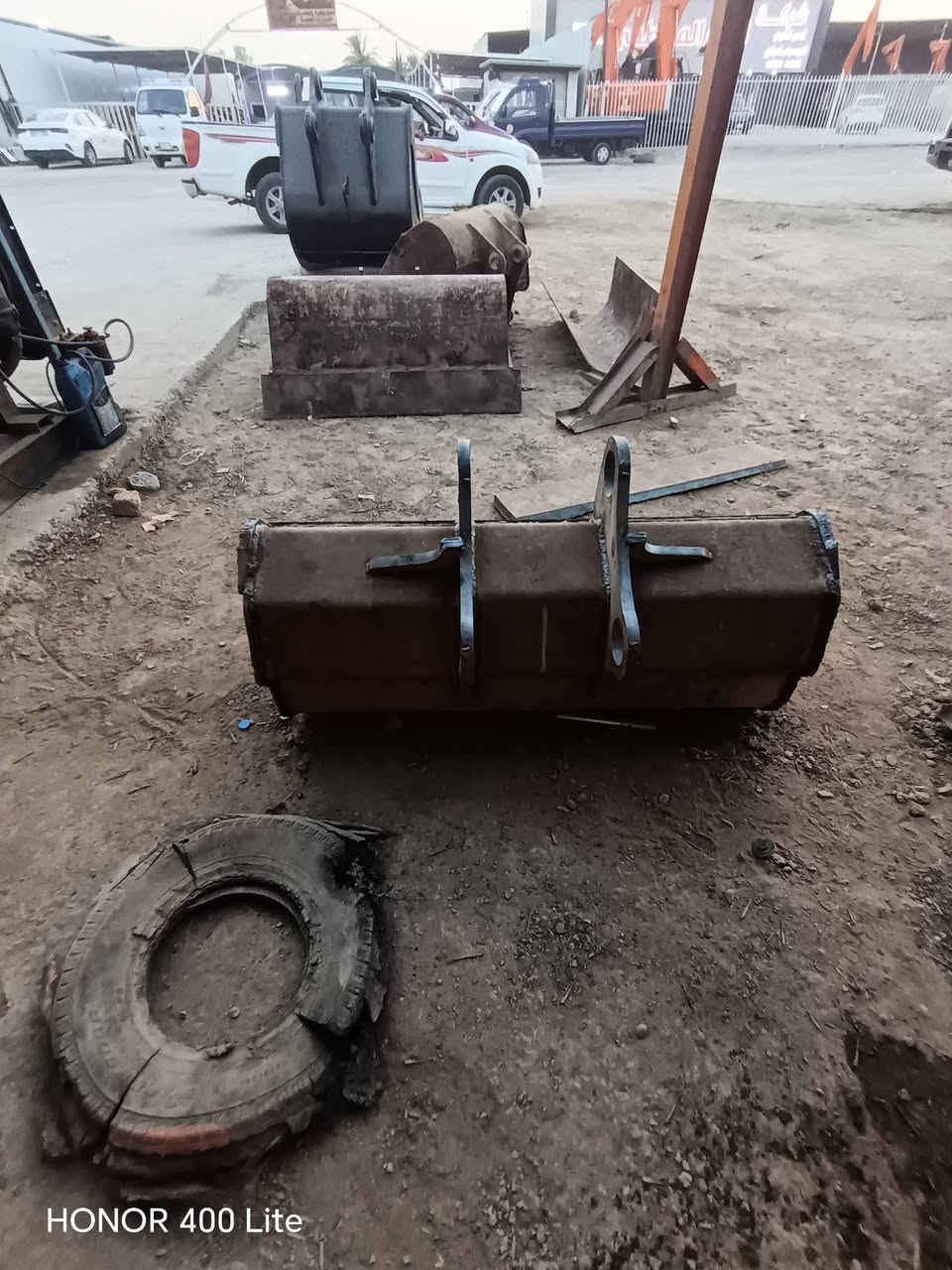السلام عليكم كيلات تطهير ذراع طويل شغل درجة أولى حديد شرط اوكراني اتصل وتدلل ***********

نص مكتوب في الصور:
- HONOR 400 Lite